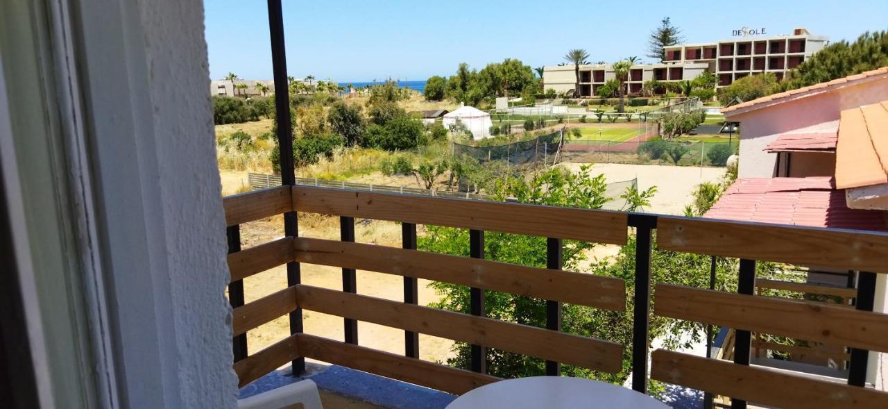 Cleo Rooms 250M From The Beach Malia Exteriér fotografie