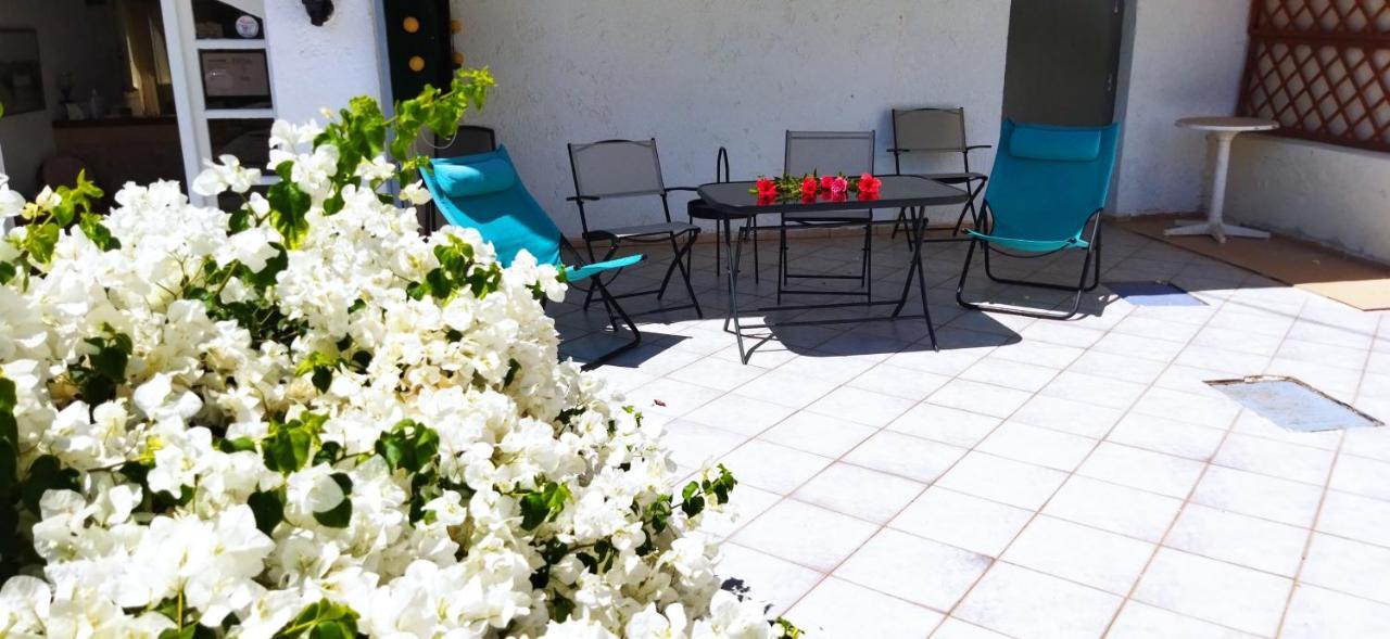 Cleo Rooms 250M From The Beach Malia Exteriér fotografie