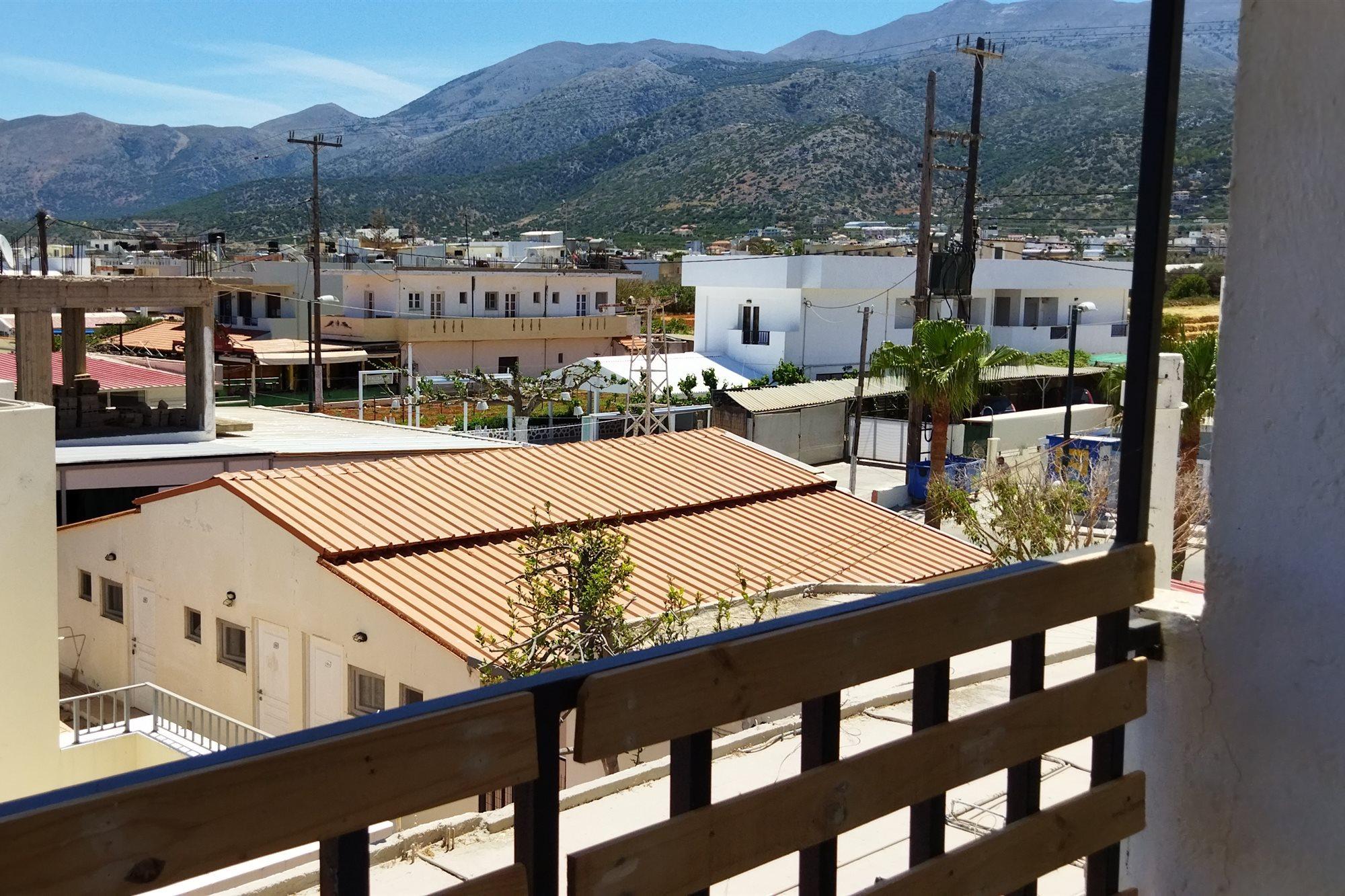 Cleo Rooms 250M From The Beach Malia Exteriér fotografie