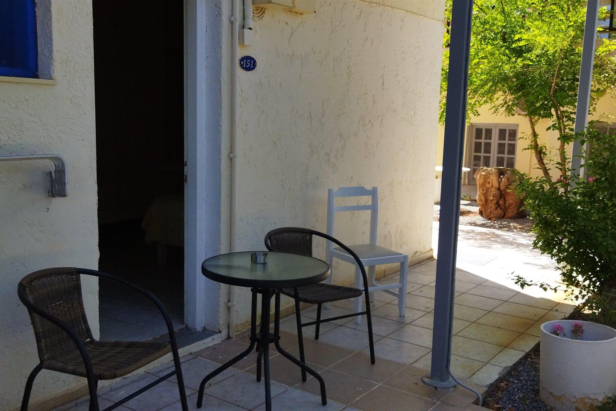 Cleo Rooms 250M From The Beach Malia Exteriér fotografie