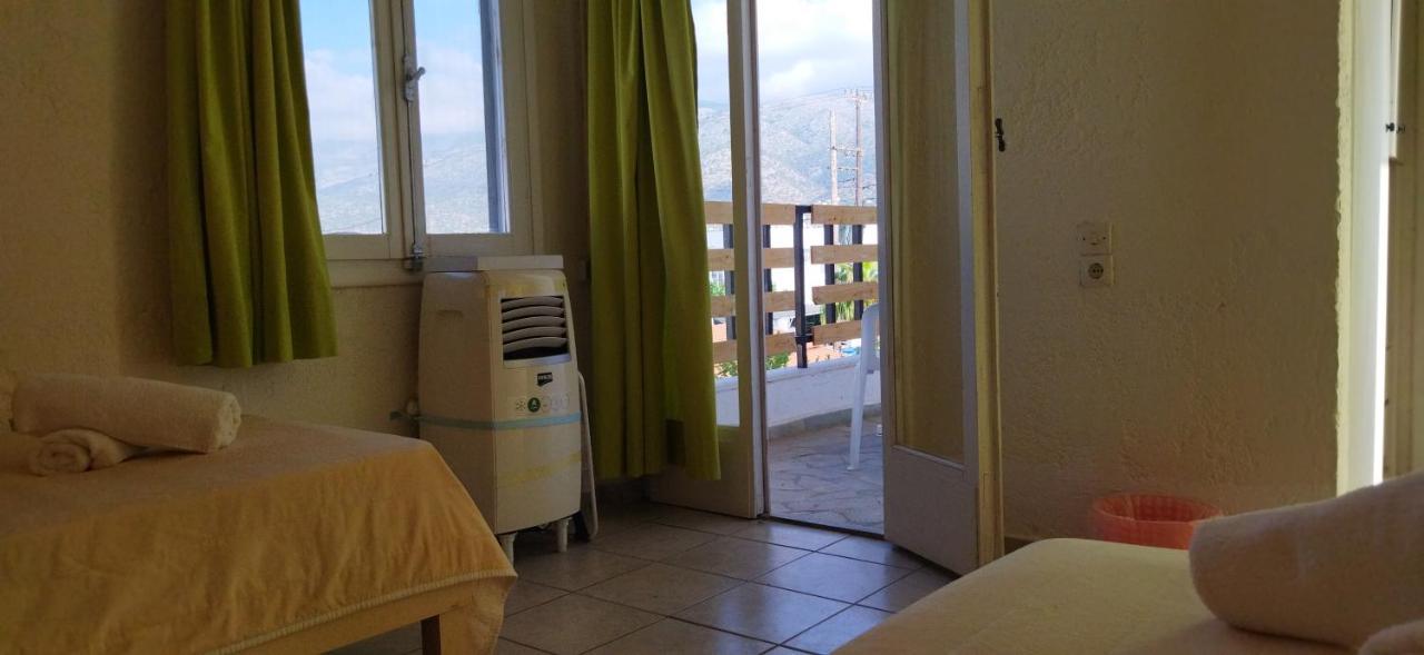 Cleo Rooms 250M From The Beach Malia Exteriér fotografie