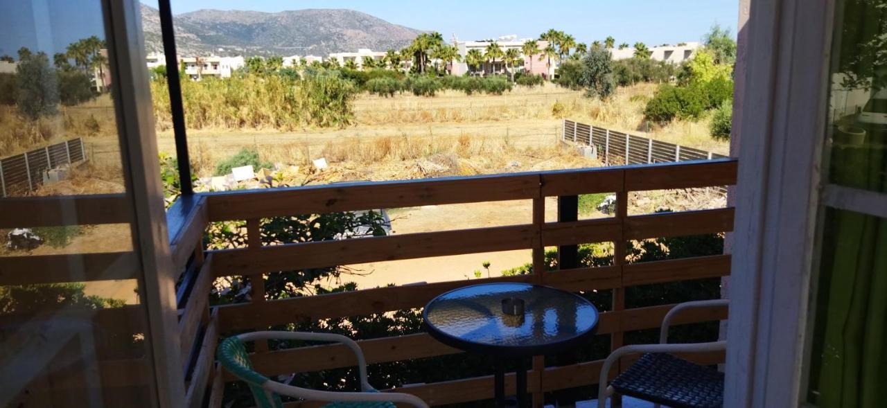 Cleo Rooms 250M From The Beach Malia Exteriér fotografie