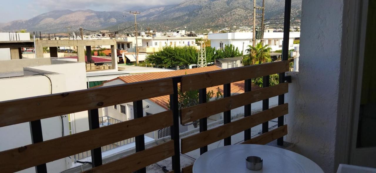 Cleo Rooms 250M From The Beach Malia Exteriér fotografie