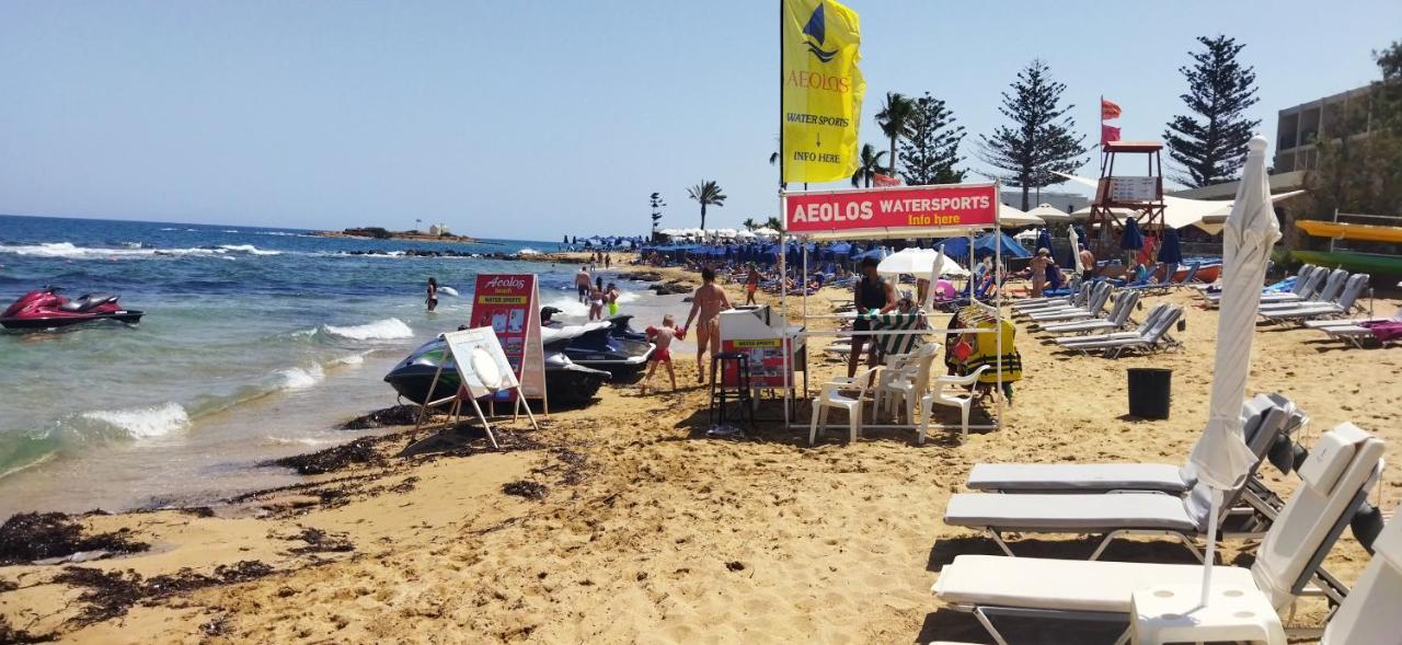 Cleo Rooms 250M From The Beach Malia Exteriér fotografie