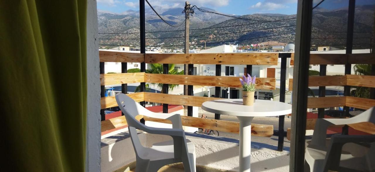 Cleo Rooms 250M From The Beach Malia Exteriér fotografie